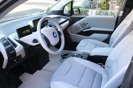 Vacuum-Interior--in-Potrero-California-Vacuum-Interior-5672800-image